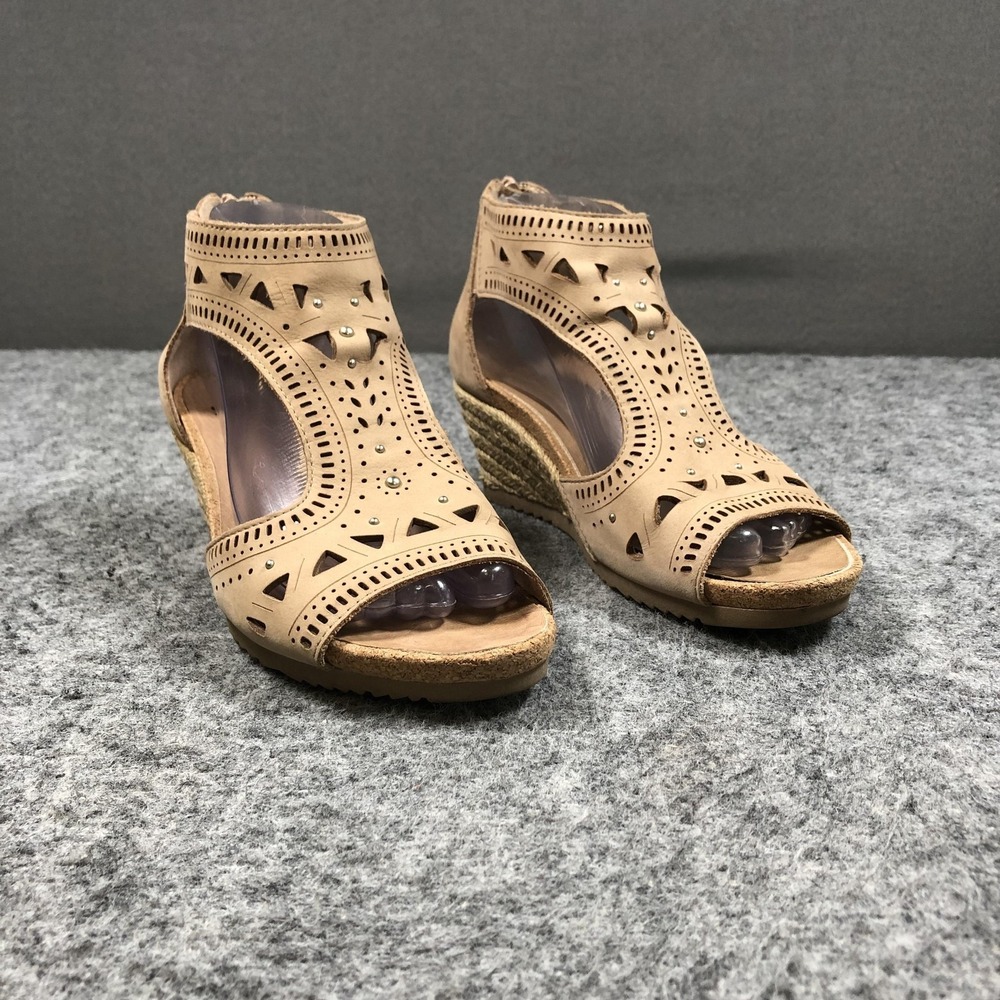 Earth Espadrille Wedge‎ Sandals Womens 8 Beige Leather Cutout Zip Studded
